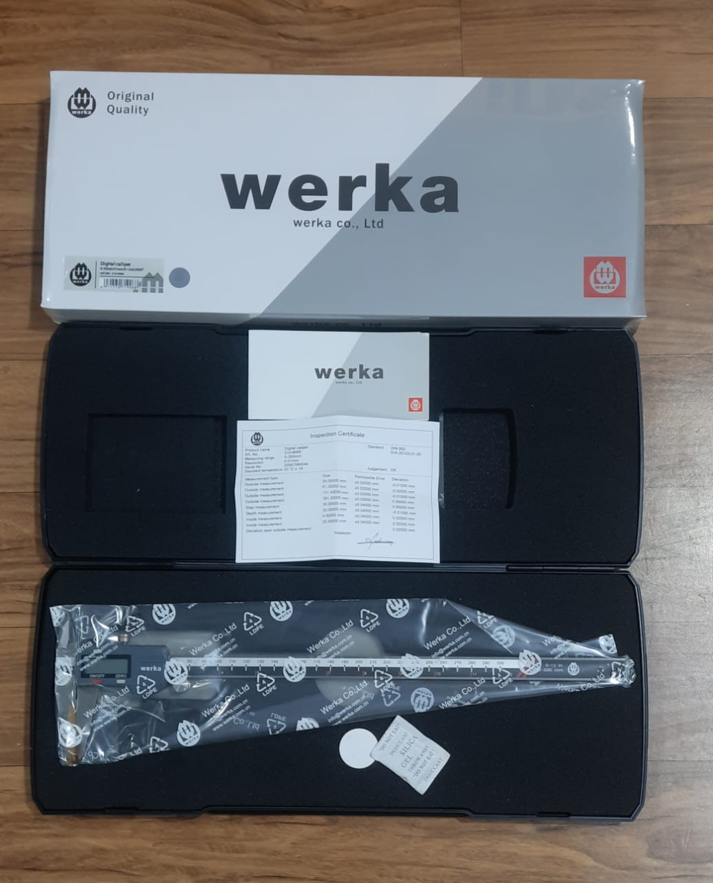 WERKA DIGITAL VERNIER 200 MM (8")